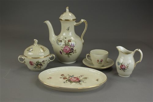Lot 175 - A Royal Copenhagen 'Frisjenborg' pattern...