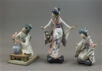 Lot 201 - A collection of Lladro figures comprising...