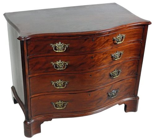 Lot 127 - A George III mahogany serpentine front dressing chest