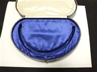 Lot 205 - A diamond tiara / necklace / bracelet