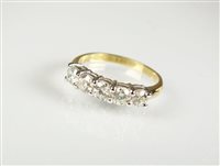 Lot 178 - A five stone diamond ring