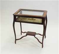 Lot 286 - Edwardian Bijouterie table