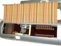 Lot 124 - Franklin Mint 1968 Airstream Land Yacht Trailer/Caravan