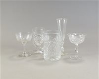 Lot 130 - A collection of 19th and 20th century glassware