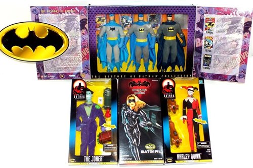 Lot 193 - Kenner  Batman 12" / 30cm figures
