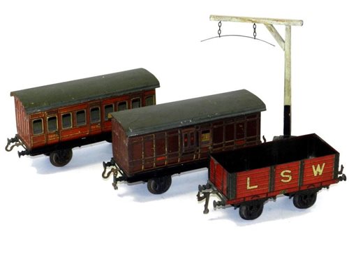 Lot 245 - Gauge 1 Bing Tinplate Rolling Stock
