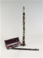 Lot 200 - A Verne Powell cased 2-piece piccolo