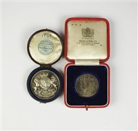 Lot 333 - A silver Jubilee medal
