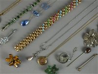 Lot 17 - Collection of costume jewellery
