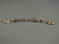 Lot 4 - A collection of six rings