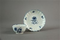 Lot 179 - A Worcester Gillyflower tea bowl and saucer