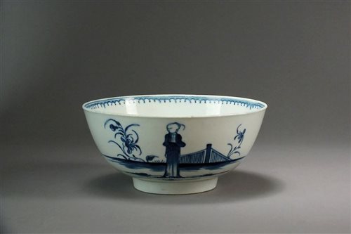 Lot 82 - A Worcester porcelain slop bowl in the Waiting Chinaman pattern