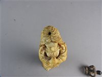 Lot 142 - An Indo-Portuguese carved ivory figure of our lady of the conception