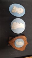 Lot 96 - Collection of 18th century and later jasperware cameos