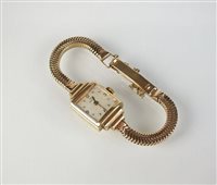 Lot 293 - A 9ct gold Omega wristwatch