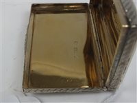 Lot 85 - A silver castle top snuff box
