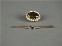 Lot 21 - Two bar brooches
