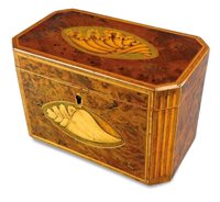 Lot 193 - A George III box