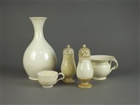 Lot 123 - A collection of English creamware