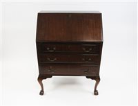 Lot 255 - A 20th century mahogany fall front bureau