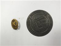 Lot 223 - 38 assorted predominantly German badges and medals