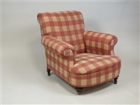 Lot 362 - An early 20th century armchair