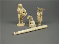 Lot 89 - Three Japanese ivory figures and a parasol handle