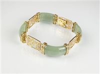 Lot 166 - A 9ct gold jade panel bracelet