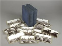 Lot 317 - A boxed set of stereoscope slides of The Great War