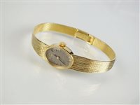 Lot 317 - An 18ct gold Lady's Omega wristwatch