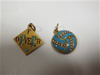 Lot 89 - Three memorial lockets/pendants