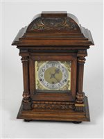 Lot 425 - Early 20th century walnut cased mantel clock