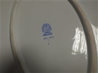 Lot 214 - A Herend 'Chinese Bouquet' porcelain dinner and part tea service