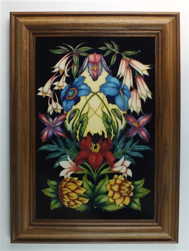 Lot 264 - A Moorcroft tubeline decorated 'Hidcote Manor' pattern rectangular plaque