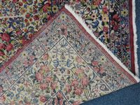 Lot 425 - A Kirman carpet