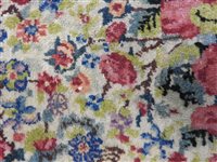 Lot 425 - A Kirman carpet