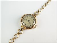 Lot 147 - A 9ct gold wristwatch