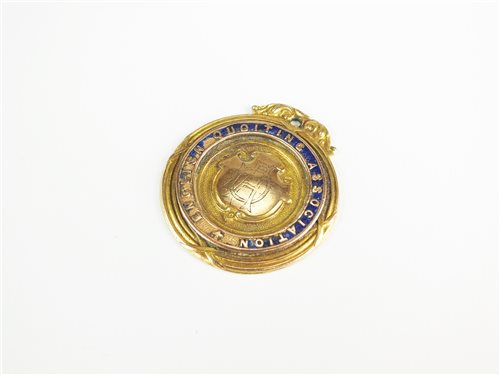 Lot 20 - A 9ct gold sporting fob