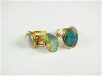 Lot 118 - Three dress rings