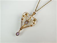 Lot 177 - An amethyst and seed pearl pendant