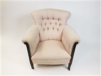 Lot 236 - A Edwardian mahogany boxwood strung and inlaid tub chair