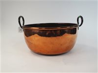 Lot 132 - A large copper jam pan