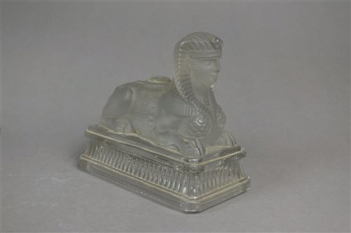 Lot 85 - A St Louis French glass Sphinx paperweight
