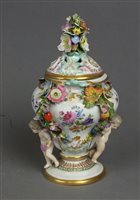 Lot 218 - A Meissen porcelain pot pourri vase and cover