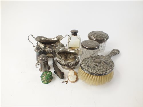 Lot 35 - A collection of silver