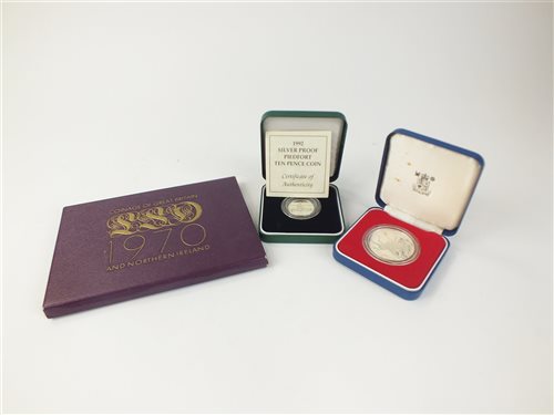 Lot 44 - A collection of commemorative silver proof coins