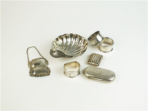 Lot 7 - A collection of silver