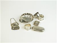 Lot 7 - A collection of silver