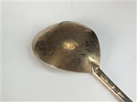 Lot 51 - A Charles I seal top spoon