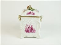 Lot 65 - A KPM Berlin porcelain box and cover